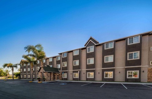 Tracy Hotel | Microtel Inn & Suites by Wyndham Tracy