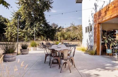 Arroyo Grande House | Mid Century Modern Family Home on 25 acres!