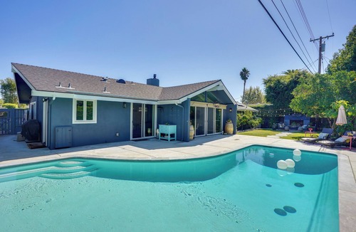 North Tustin House | Mid Century Modern Gem w/Pool in North Tustin