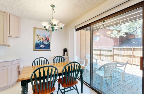 South Lake Tahoe Condo | Midtown Condo with Deck & Clubhouse with Pool - 2-Minute Drive to Skiing