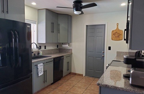 Lake Havasu City House | Minutes to Lake Havasu and Havasu Riviera Marina! Beautiful pool & spa home!