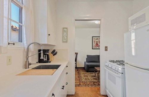Montecito House | Miramar Beach Cottage Steps to Sand Sleeps 4