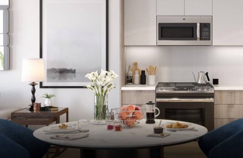The Crossings Condo | Modern 1BR Condo at Landsby with Pool & Hot Tub