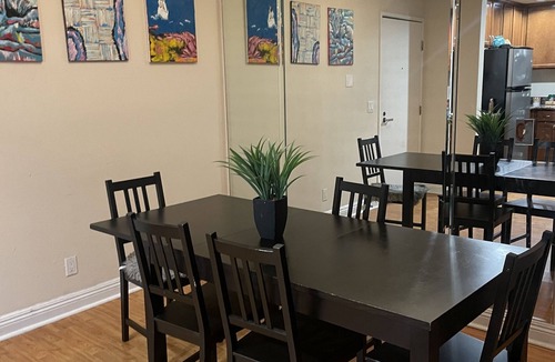 Miracle Mile Apartment | Modern 2 BR near Grove & LACMA
