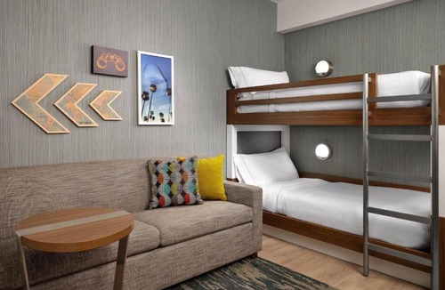 Anaheim Resort Hotel | Modern 2 Rooms Walking Distance from Disneyland Attraction