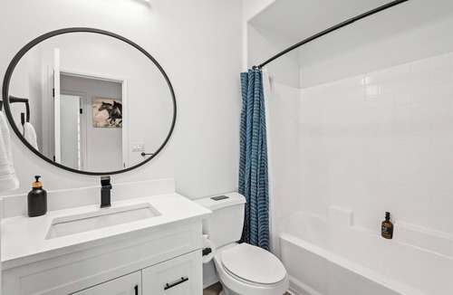 Anaheim Hills Apartment | Modern 2BR Apt + Mins to Disney + Arcade