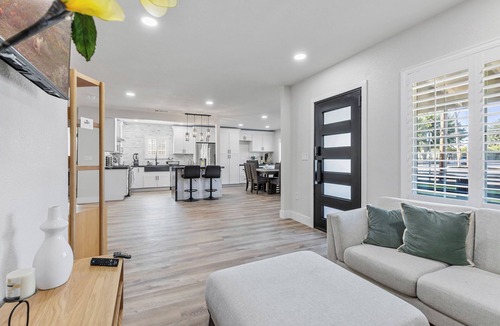 Hilmar House | Modern 3BR Home w/Garage, Smart TVs & Laundry