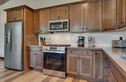 Tahoe Paradise House | Modern 4BR Lake Tahoe Home w/Foosball | Fireplace | Grill | Loft & Views: Arrowhead Haven