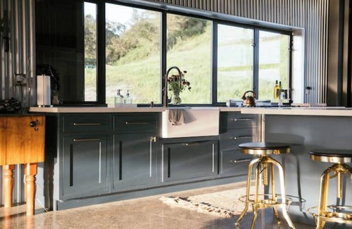 Arroyo Grande House | Modern Barn in Wine Country
