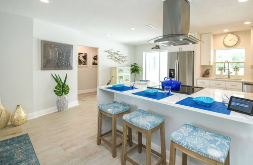 Bee Ridge House | Modern Coastal Pool Retreat Private Heated Pool Minutes to Siesta Key Beach