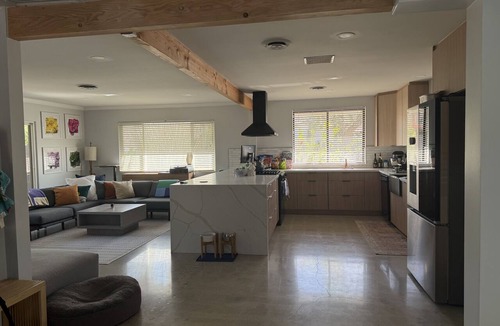 Cathedral City Cove House | Modern Desert Retreat. Pool & Spa . 3 King Suites. Quiet Upper Cove Location