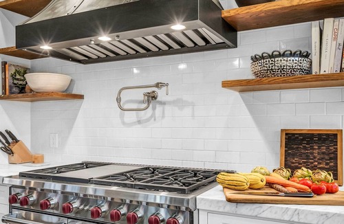 Sonoma House | Modern Farmhouse Near Sonoma