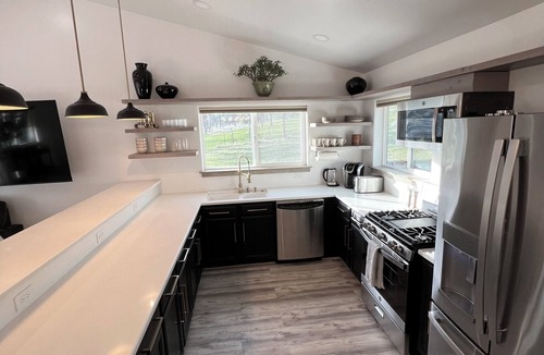 Apple Hill House | Modern Farmstay Retreat.