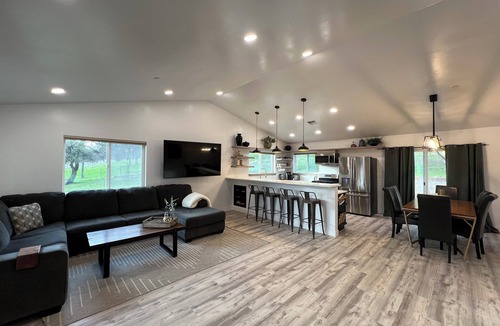 Apple Hill House | Modern Farmstay Retreat.