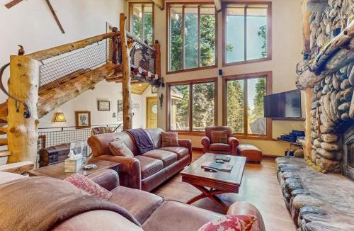 Carnelian Bay House | Modern Lux Cabin with Stunning Views Spa Large Kitchen and Dining Fireplace