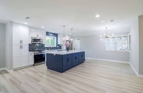 Canoga Park House | Modern MTR Home Near Topanga Village – Easy 30-Min Drive to Hollywood