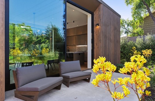 Alto Sutton Manor House | Modern NorCal Retreat - Courtyard, Spa, Family and Team Getaways Near Everything