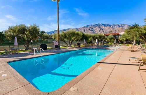 Sunrise Vista Chino House | Modern Palm Springs Condo | Views, Pools & Tennis