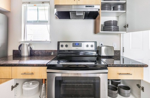 Santa Clara Apartment | Modern Santa Clara 2BR w/ W/D, Gym, Pool, near highways, by Blueground
