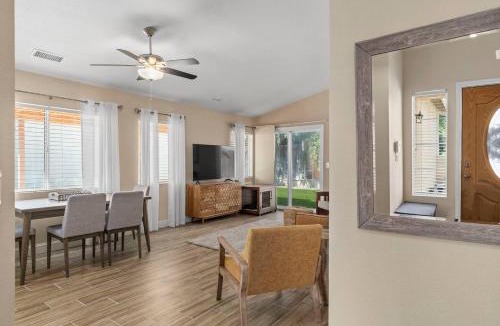 Pumpkin Center House | Modern Southwest Escape 2 Master Bedrooms