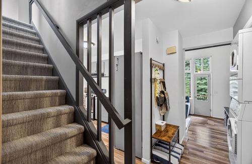 Dollar Point Condo | Modern Tahoe Getaway Near the Lake