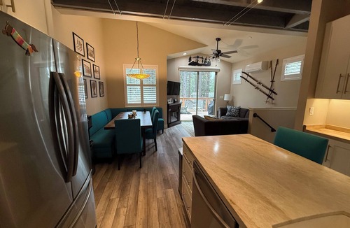 Kings Beach House | Modern Tahoe Townhome - 2 Blocks to Beach - Near Northstar - Garage + Laundry
