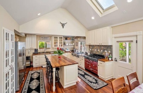 Paso Robles House | Modern Victorian! Walk Downtown W/Firepit