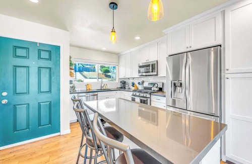 Del Rey Oaks House | Monterey Bay Home Near Beach and Wharf