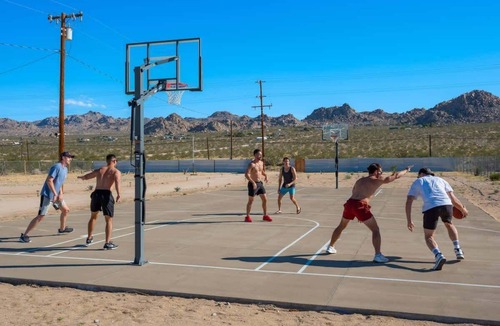 Joshua Tree House | Moonstone Bungalow Pool, Spa, Pickleball, Sauna