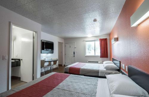 Fallon Hotel | Motel 6-Fallon, NV