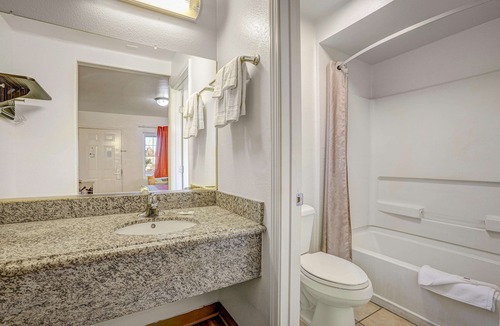 Yuba City Hotel | Motel 6 Marysville, CA