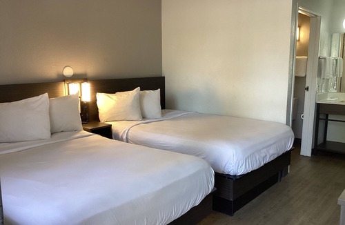 Bonita Hotel | Motel 6 San Dimas, CA - Los Angeles