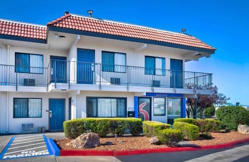 Vallejo Hotel | Motel 6-Vallejo, CA - Six Flags West