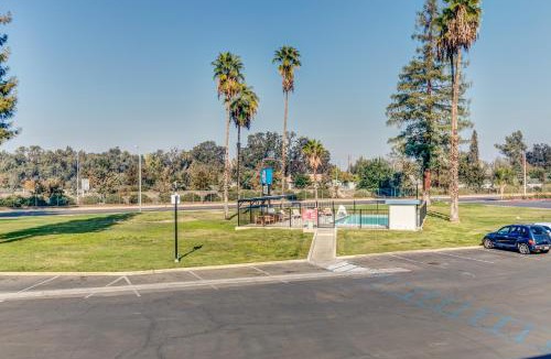 Visalia Hotel | Motel 6-Visalia, CA