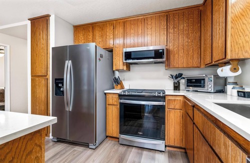 Cold Springs Cabin | Mother's Day- Pinecrest Lake is OPEN! 5 Min to the Lake! Book Now. We Sleeps 10