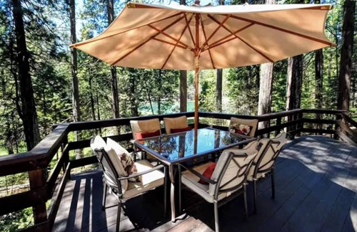 Arnold Ski Chalet | Mountain chalet - Sleeps 14 - 30 mins to Bear Valley - Renovated