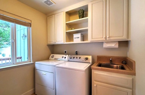 Shaver Lake House | Mountain escape at luxury Monarch house Shaver Lake less than 5 minutes to lake