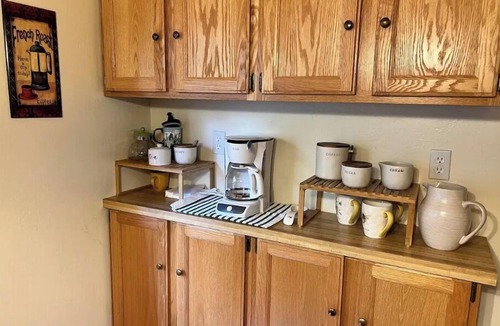 Alta Sierra Cabin | Mountain Getaway Close to Trails, Lake, River Adventures and snow play.