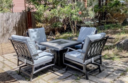 Kings Beach Ski Chalet | Mountain lakeview hotel, family-friendly with golf, skiing, WiFi, & Netflix