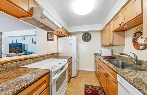 South Lake Tahoe Condo | Mountain Magic Retreat - Pool, Pets, Lake, Hot Tub