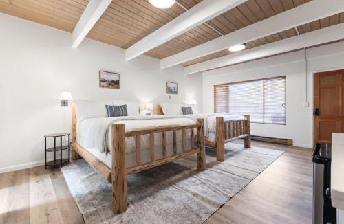 Springville Hotel | Mountain Nook CN Lodge #4