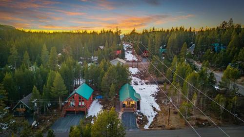 Serene Lakes House | Mountain Retreat - Sleeps 7 - Canoe - Fireplace