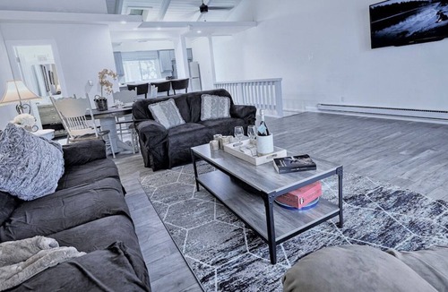 Incline Village Condo | Mountain Shadows retreat 3 bedroom 2 bathroom remodeled unit!