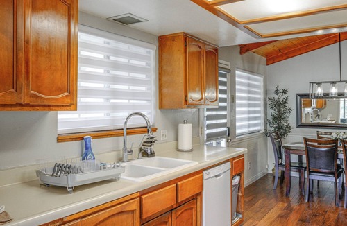 Wofford Heights House | Mtn-View Getaway w/Game Room, 1 Mi to Kern River!