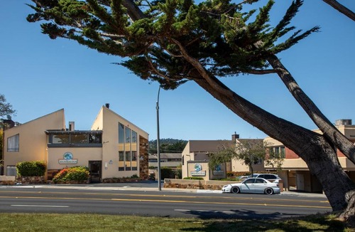 Munras Avenue Hotel | Munras Inn