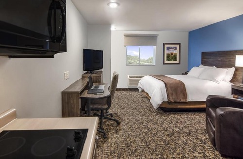 Redding Hotel | My Place Hotel-Redding, CA