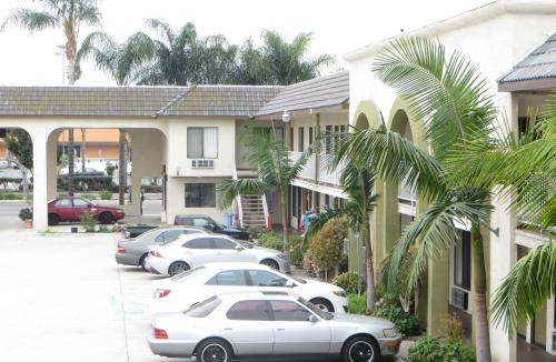 Garden Grove Hotel | National Inn Garden Grove