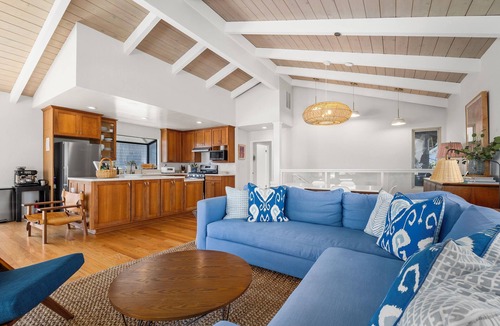 Westside Santa Cruz House | Natural Bridges Beach House with Ocean Views