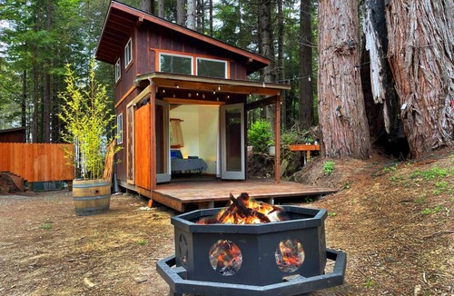 Fort Bragg Cabin | Nature Retreat - 2 private cabins in a magical Redwood forest with ocean views