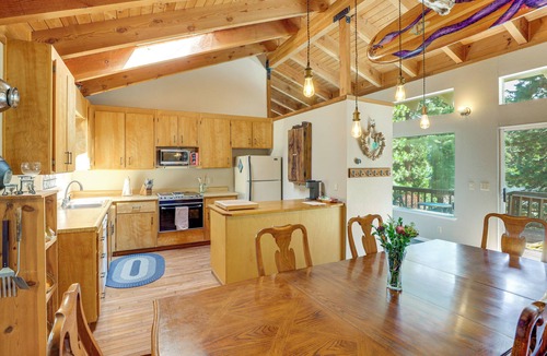 Lake Almanor Country Club House | Near Beaches & Boat Launches! Lake Almanor Getaway